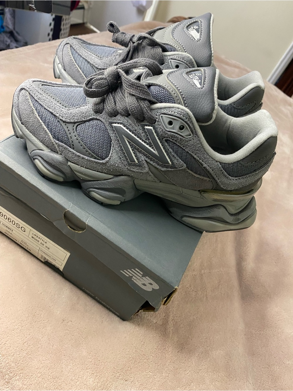 New Balance 9060 New Model aged Versión mens Sneakers Shoes Size 4